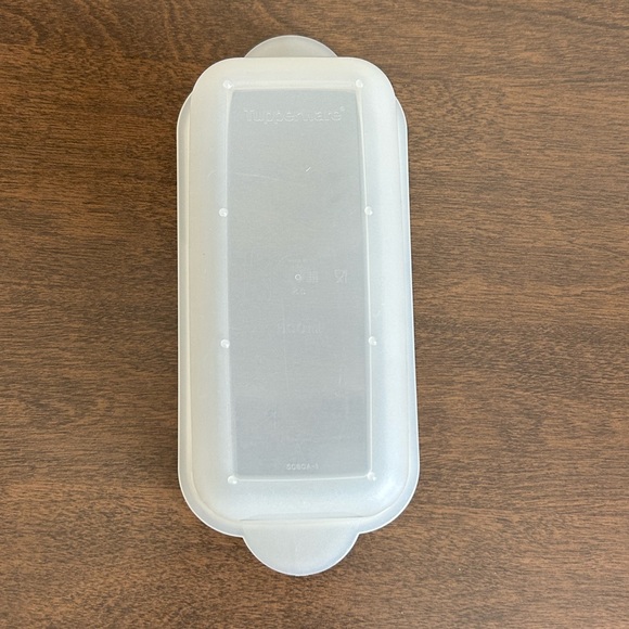 TUPPERWARE CRYSTALWAVE MICROWAVE 2 CUP RECTANGLE CONTAINER BLUE VENT SEAL ~ NICE - Picture 8 of 9